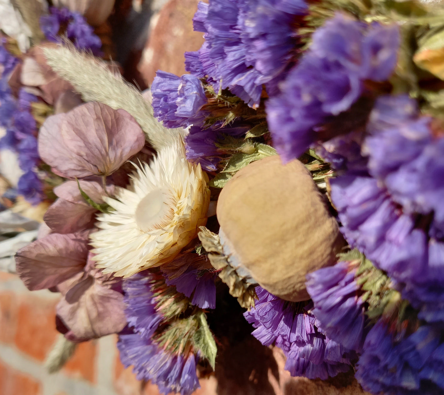 Droogbloemenkrans paars